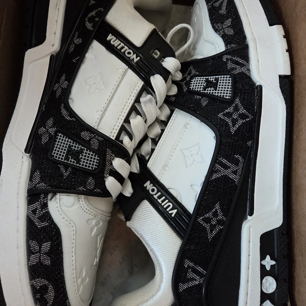 Louis Vuitton Black and White Sneakers - Picture 3 of 5